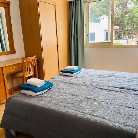 Garden 3 Bedrooms